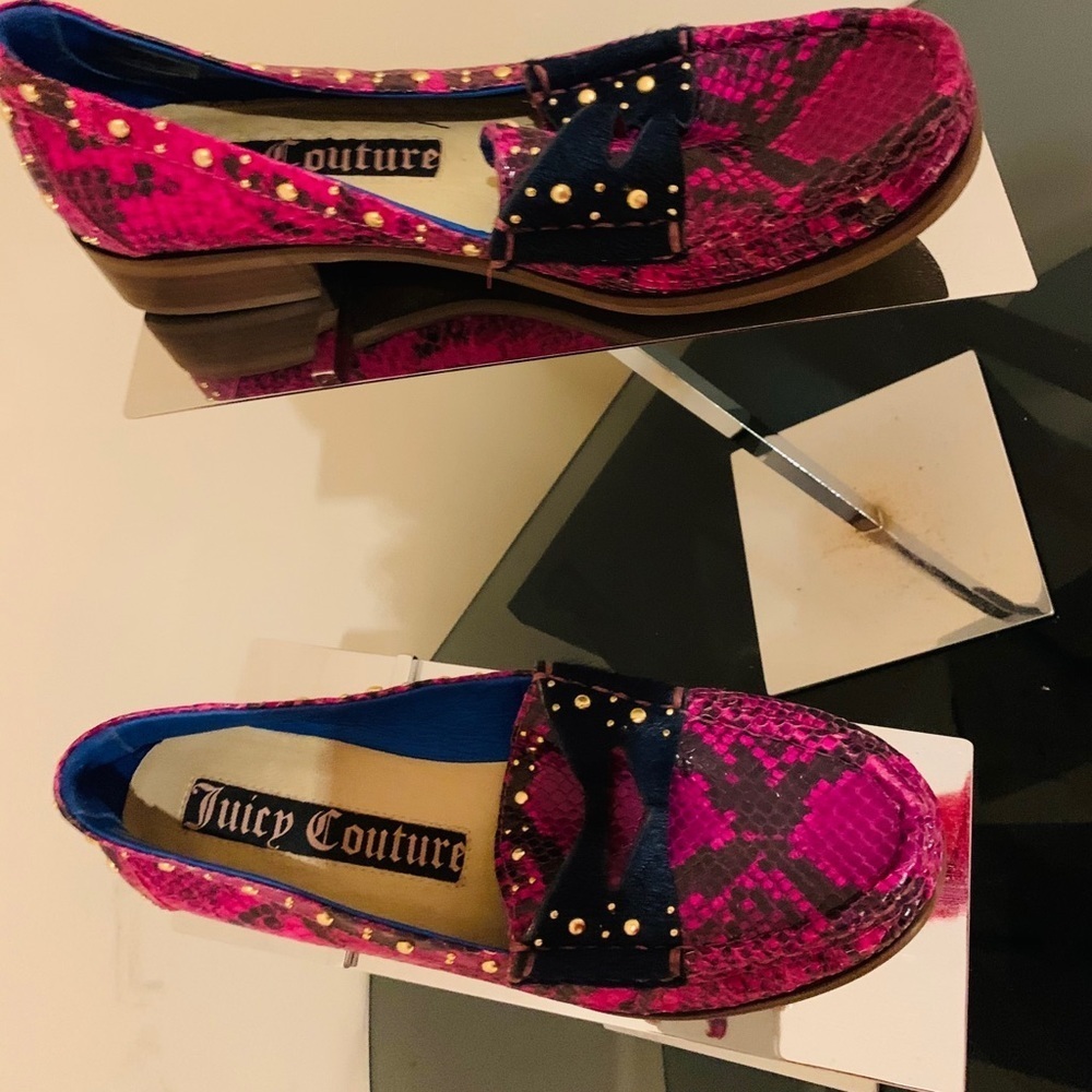 S31- 💲💲SALE 💲Juicy Couture BN fuchsia navy size 8